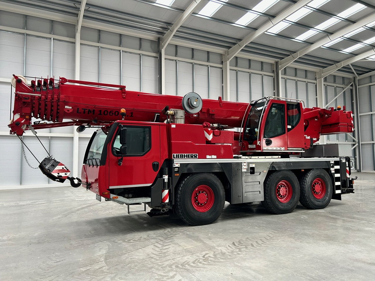 LIEBHERR LTM1060-3.1 - 起重机:图3 LIEBHERR LTM1060-3.1 - 起重机:图3