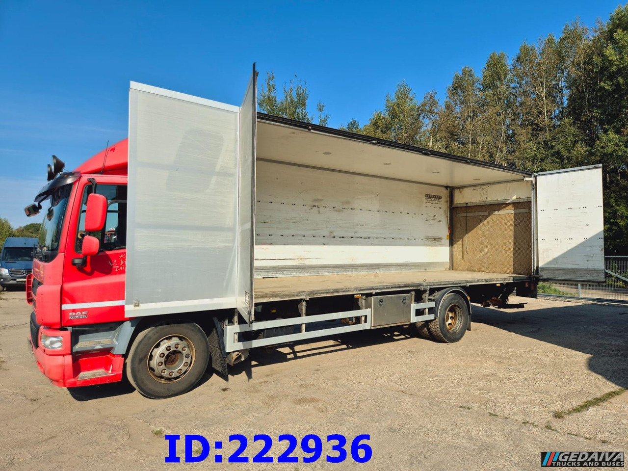 DAF CF 75.310 - Euro5 - 厢式卡车:图2 DAF CF 75.310 - Euro5 - 厢式卡车:图2