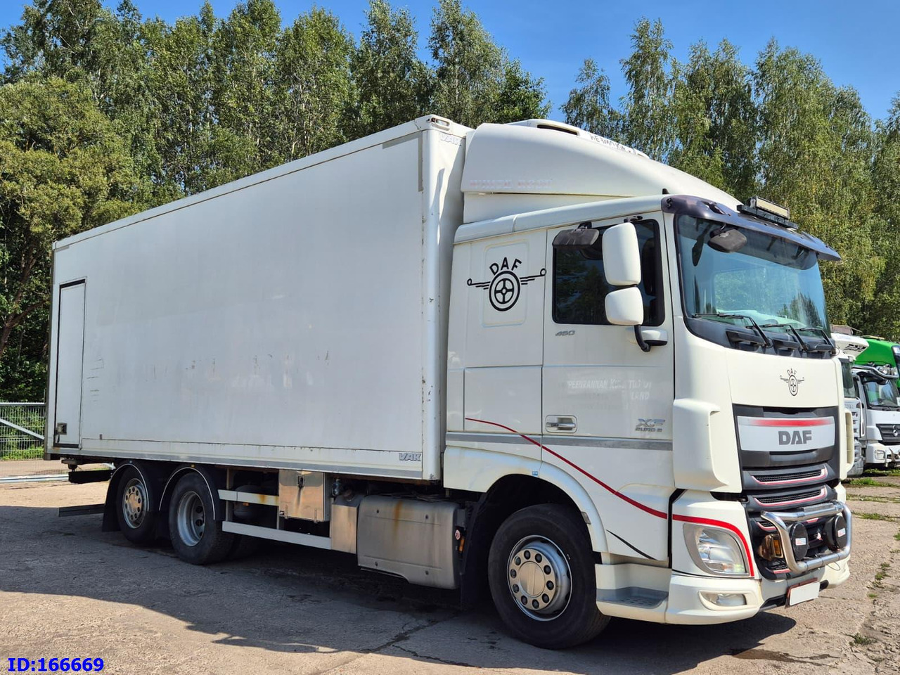 DAF XF 106.460 FAR 6X2 Euro6 - 冷藏车:图4 DAF XF 106.460 FAR 6X2 Euro6 - 冷藏车:图4