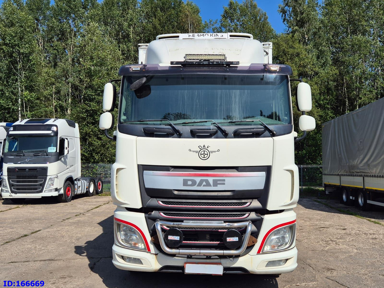 DAF XF 106.460 FAR 6X2 Euro6 - 冷藏车:图2 DAF XF 106.460 FAR 6X2 Euro6 - 冷藏车:图2