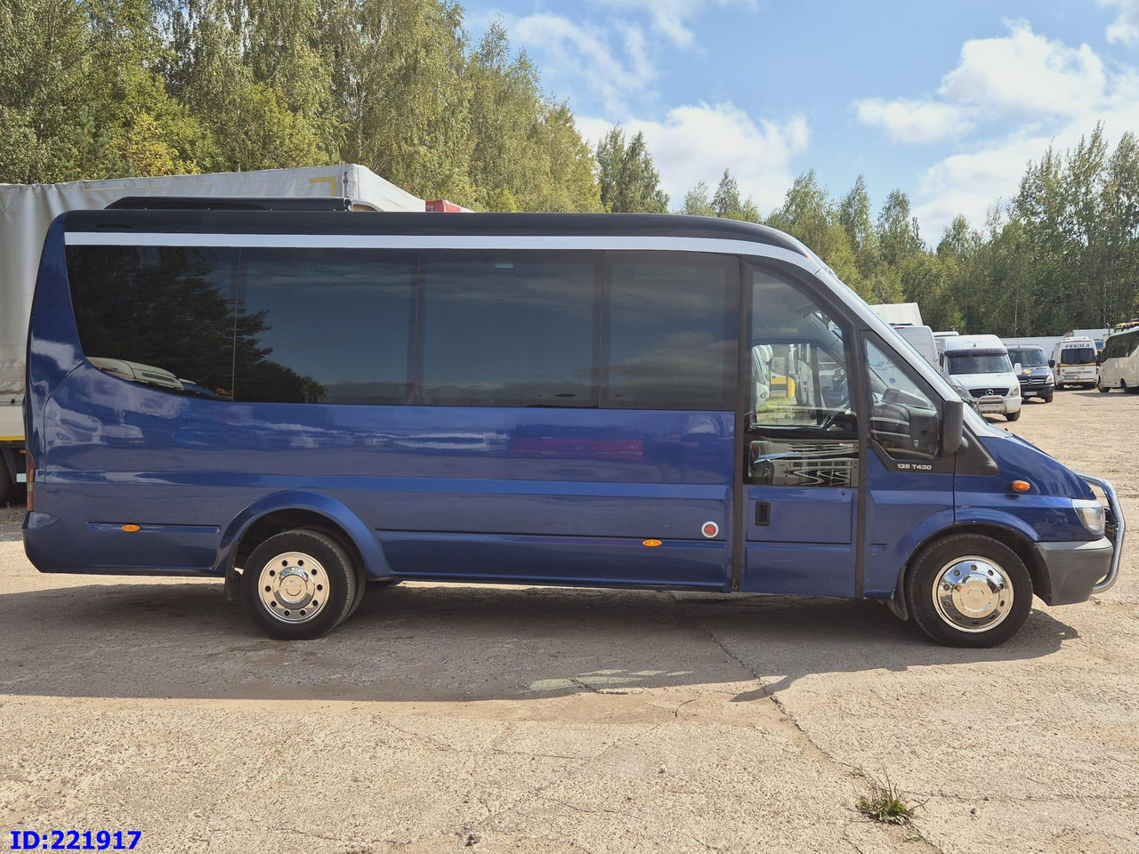 FORD Sunset VIP 17-seats - 长途客车:图2 FORD Sunset VIP 17-seats - 长途客车:图2
