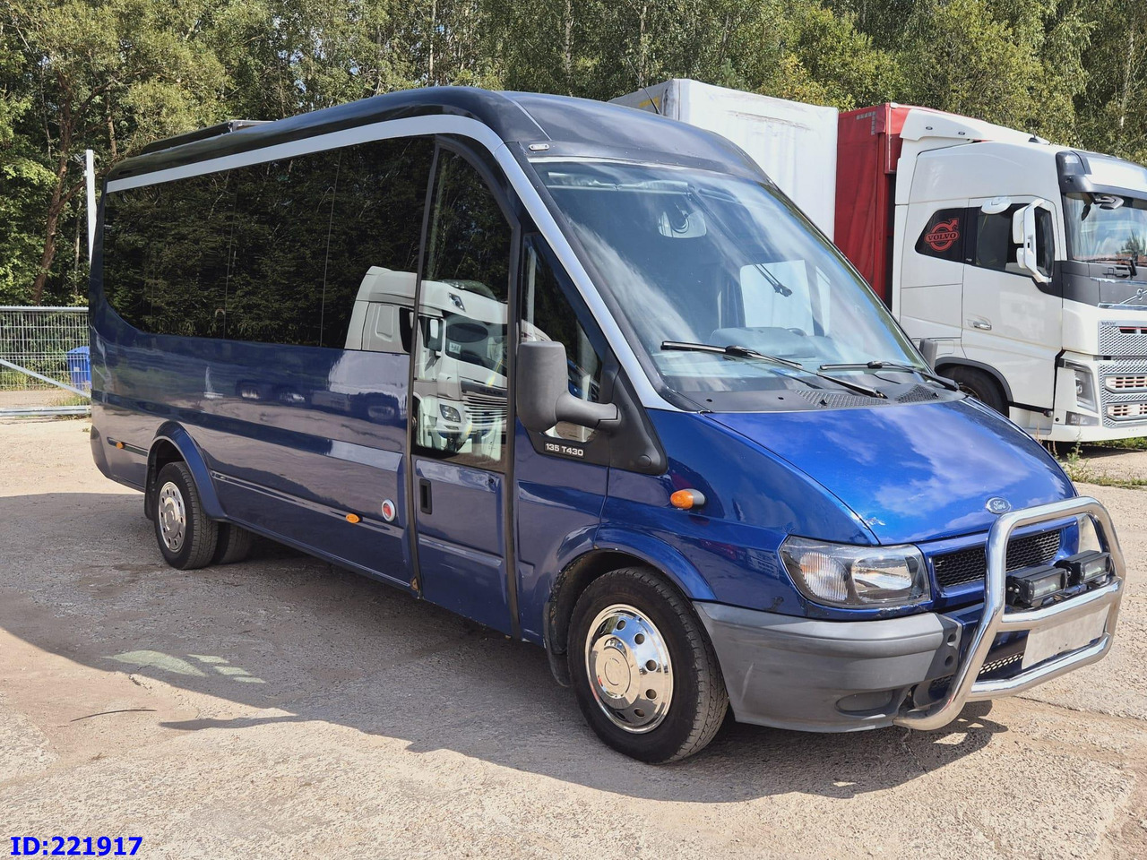 FORD Sunset VIP 17-seats - 长途客车:图4 FORD Sunset VIP 17-seats - 长途客车:图4