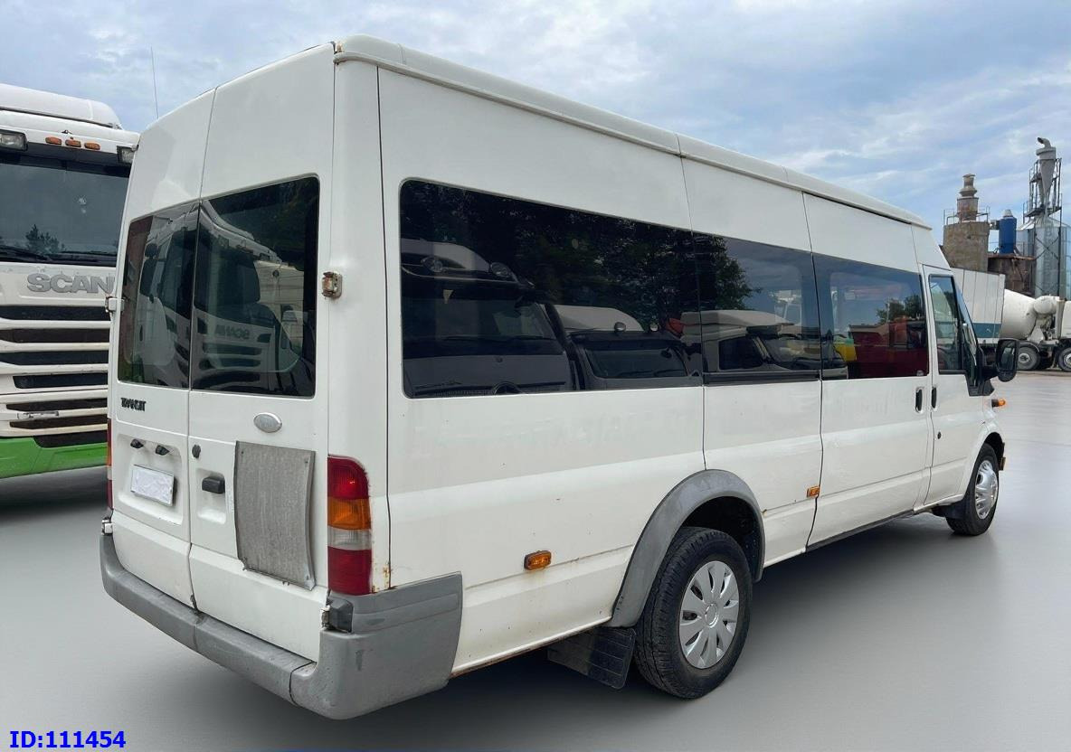 FORD Transit Manual 17-seater - 小型巴士, 小型客车:图4 FORD Transit Manual 17-seater - 小型巴士, 小型客车:图4