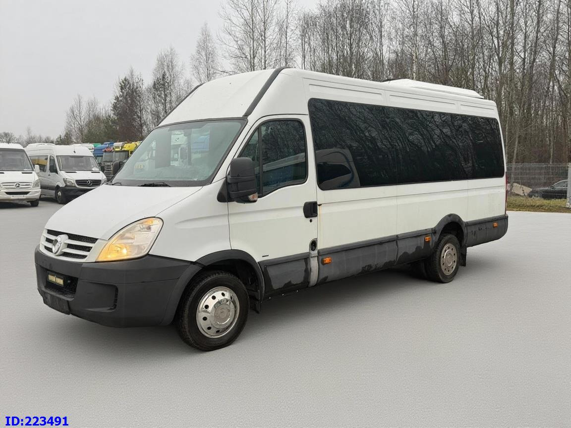 IVECO Daily Strada 17-seater Euro5 - 长途客车:图1 IVECO Daily Strada 17-seater Euro5 - 长途客车:图1