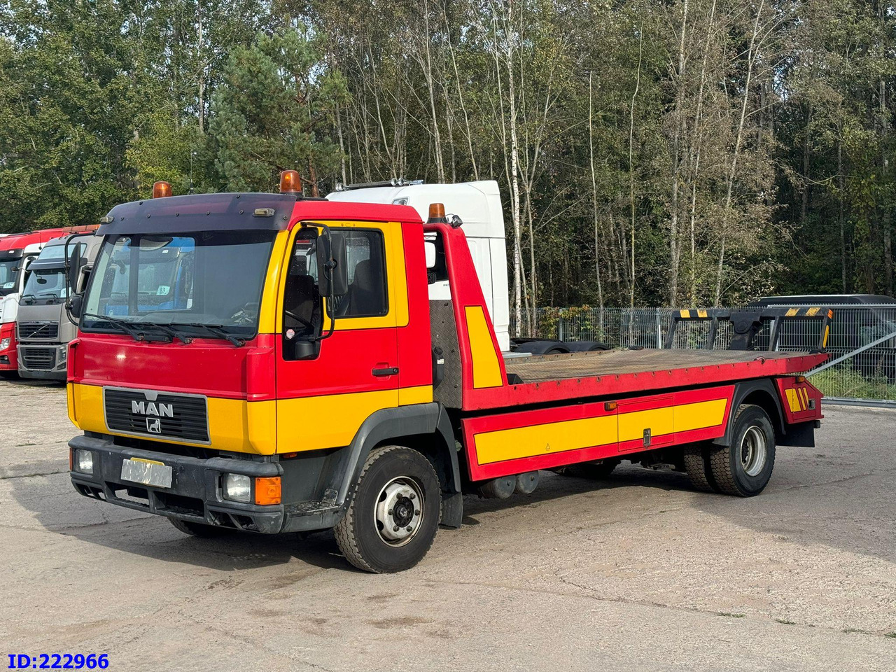 MAN 12.224 - 拖吊车:图1 MAN 12.224 - 拖吊车:图1
