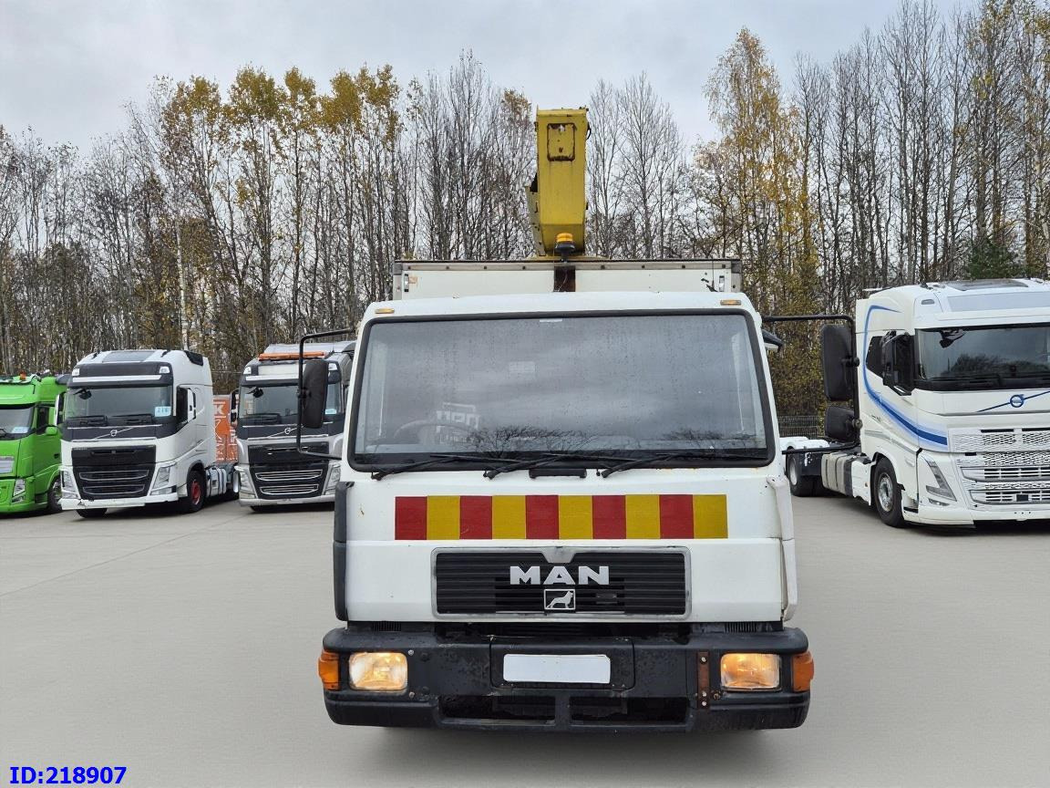 MAN LE 220C + Sky King 179TV - 车载空中平台, 市政/ 专用车辆:图2 MAN LE 220C + Sky King 179TV - 车载空中平台, 市政/ 专用车辆:图2