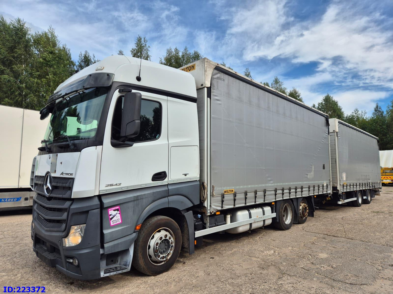 MERCEDES-BENZ Actros 2542 6x2 Euro6 + Wielton trailer - 侧帘卡车:图1 MERCEDES-BENZ Actros 2542 6x2 Euro6 + Wielton trailer - 侧帘卡车:图1