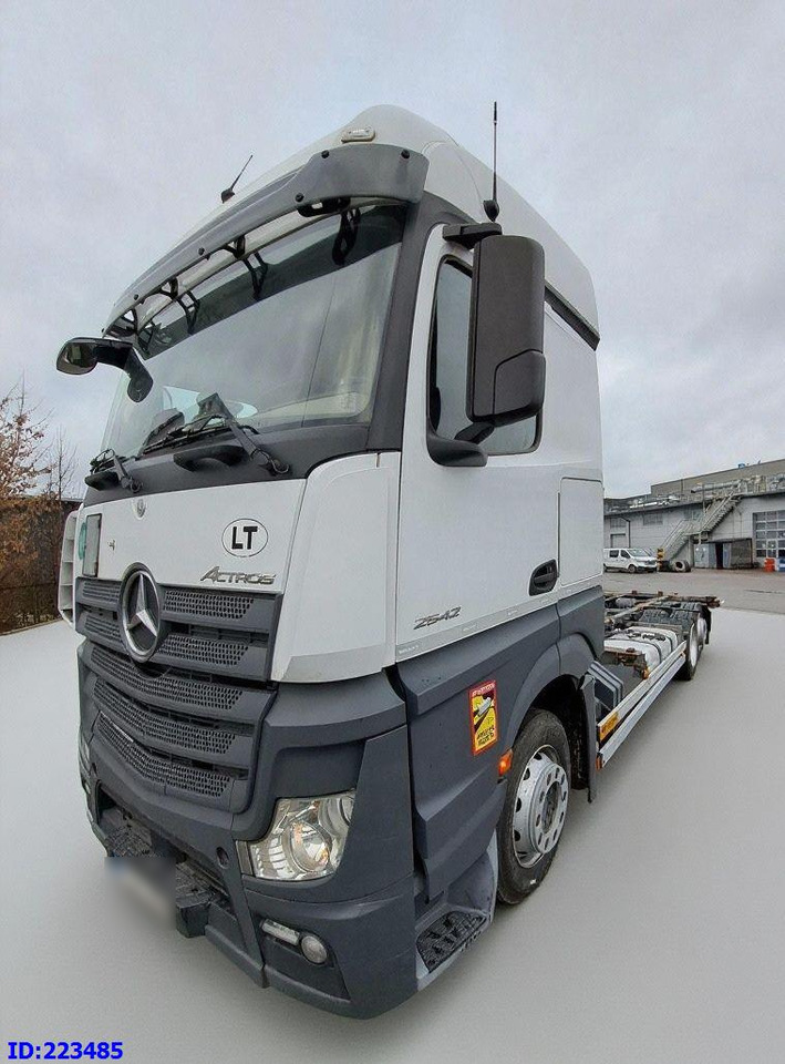 MERCEDES-BENZ Actros 2542 6x2 Euro6 - 集装箱运输车/ 可拆卸车身的卡车:图1 MERCEDES-BENZ Actros 2542 6x2 Euro6 - 集装箱运输车/ 可拆卸车身的卡车:图1