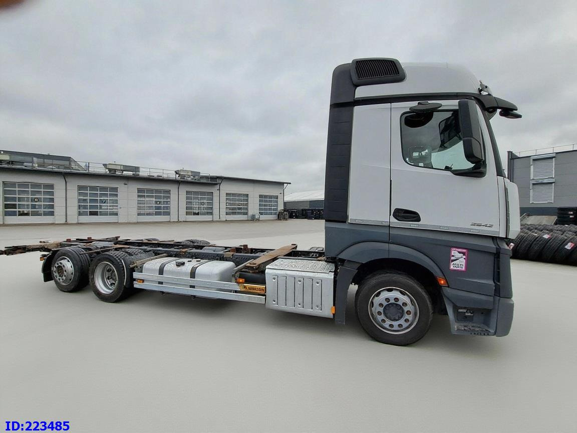 MERCEDES-BENZ Actros 2542 6x2 Euro6 - 集装箱运输车/ 可拆卸车身的卡车:图5 MERCEDES-BENZ Actros 2542 6x2 Euro6 - 集装箱运输车/ 可拆卸车身的卡车:图5