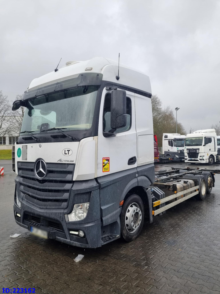 MERCEDES-BENZ Actros 2542 BDF 6x2 Euro6 - 驾驶室底盘卡车:图1 MERCEDES-BENZ Actros 2542 BDF 6x2 Euro6 - 驾驶室底盘卡车:图1