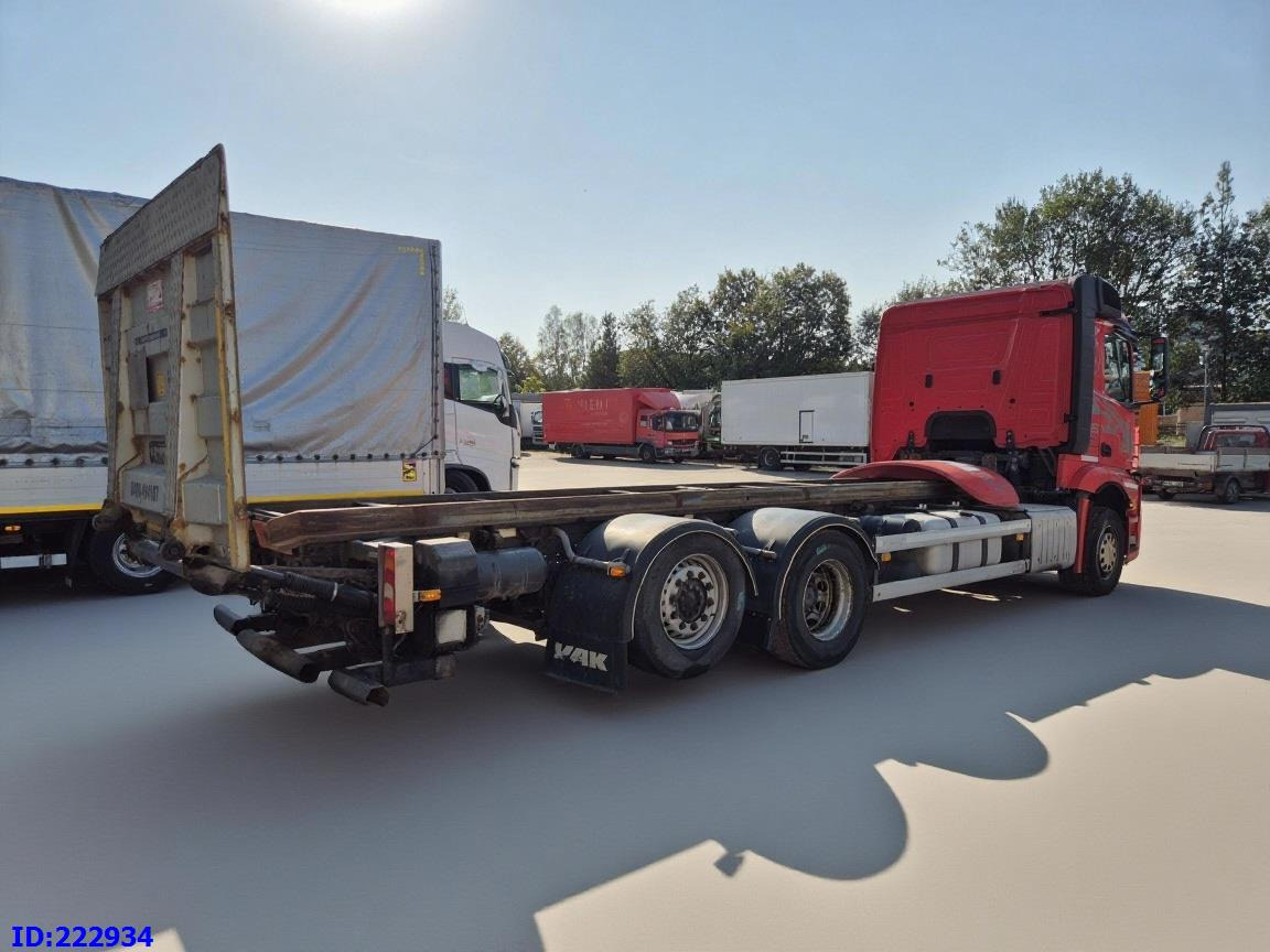 MERCEDES-BENZ Actros 2545 6x2 Euro5 - 驾驶室底盘卡车:图5 MERCEDES-BENZ Actros 2545 6x2 Euro5 - 驾驶室底盘卡车:图5