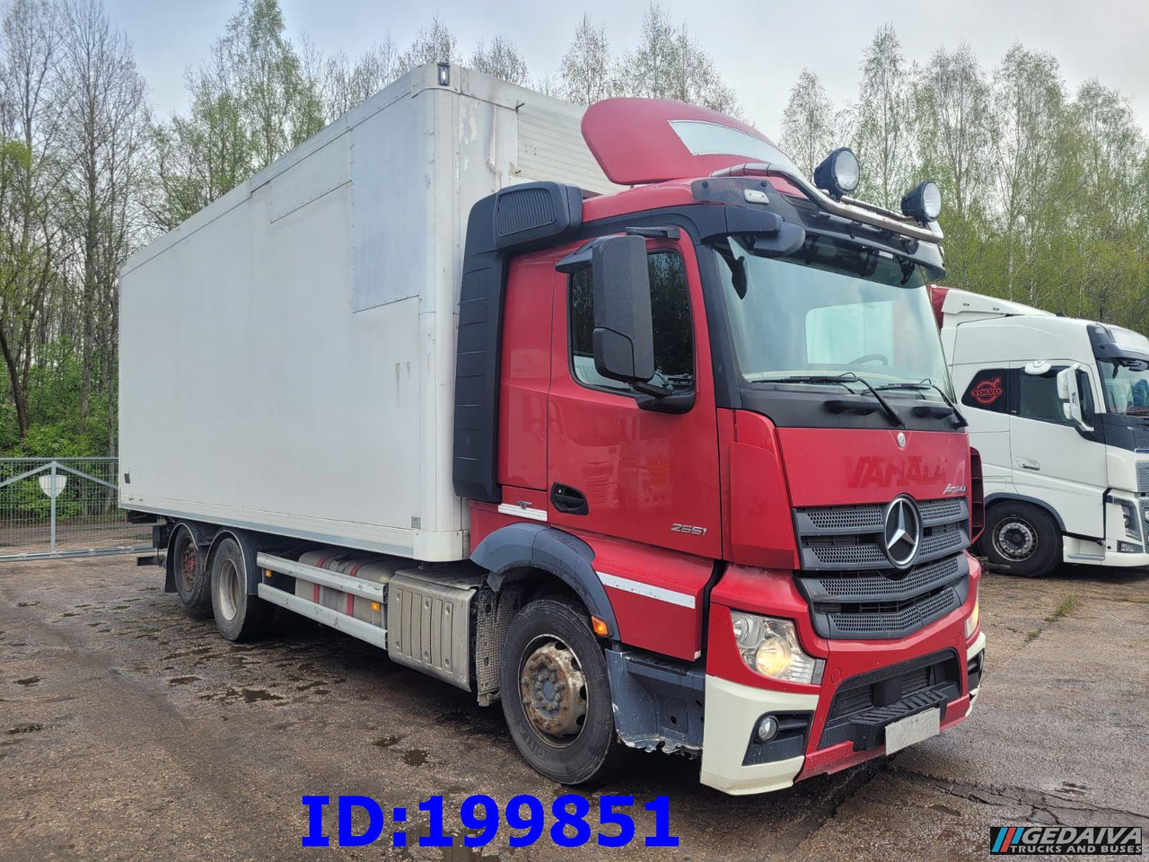 MERCEDES-BENZ Actros 2551 6x2 Euro5 - 厢式卡车:图4 MERCEDES-BENZ Actros 2551 6x2 Euro5 - 厢式卡车:图4