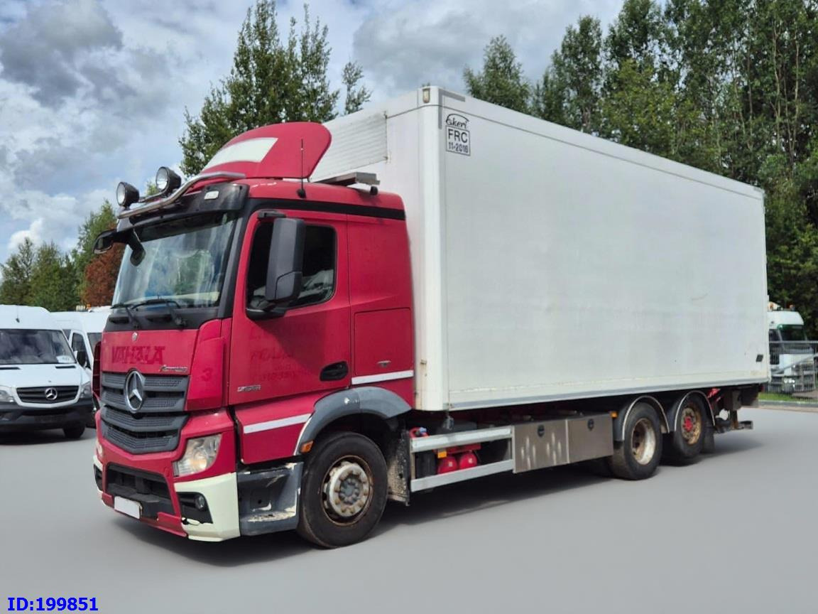MERCEDES-BENZ Actros 2551 6x2 Euro5 - 厢式卡车:图1 MERCEDES-BENZ Actros 2551 6x2 Euro5 - 厢式卡车:图1