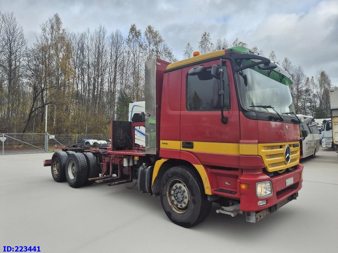 MERCEDES-BENZ Actros 2636 6X4 (3pedals) - 驾驶室底盘卡车:图4 MERCEDES-BENZ Actros 2636 6X4 (3pedals) - 驾驶室底盘卡车:图4