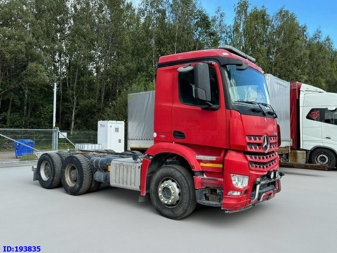 MERCEDES-BENZ Arocs 2840 6x4 Manual Euro6 - 驾驶室底盘卡车:图4 MERCEDES-BENZ Arocs 2840 6x4 Manual Euro6 - 驾驶室底盘卡车:图4