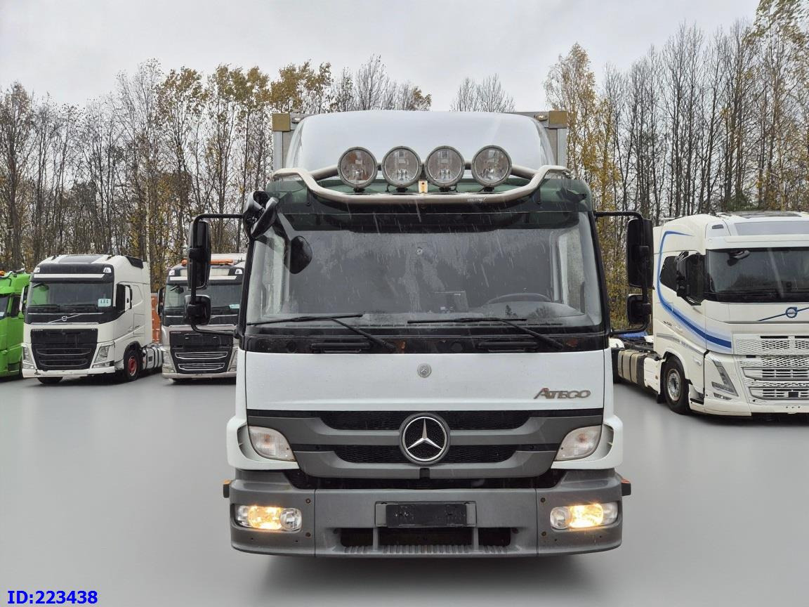 MERCEDES-BENZ Atego 1222 - 厢式卡车:图2 MERCEDES-BENZ Atego 1222 - 厢式卡车:图2
