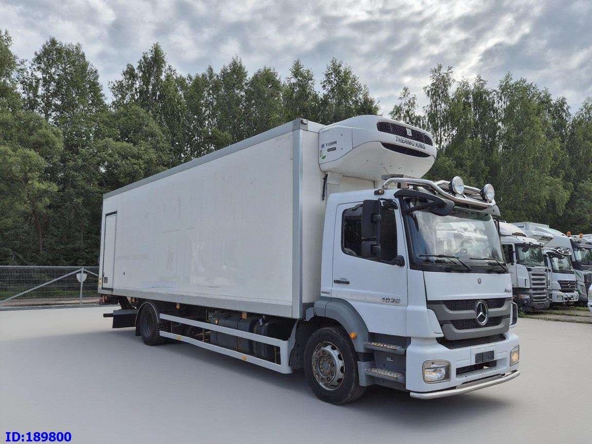 MERCEDES-BENZ Axor 1829 Euro5 Manual + Tail lift - 冷藏车:图4 MERCEDES-BENZ Axor 1829 Euro5 Manual + Tail lift - 冷藏车:图4