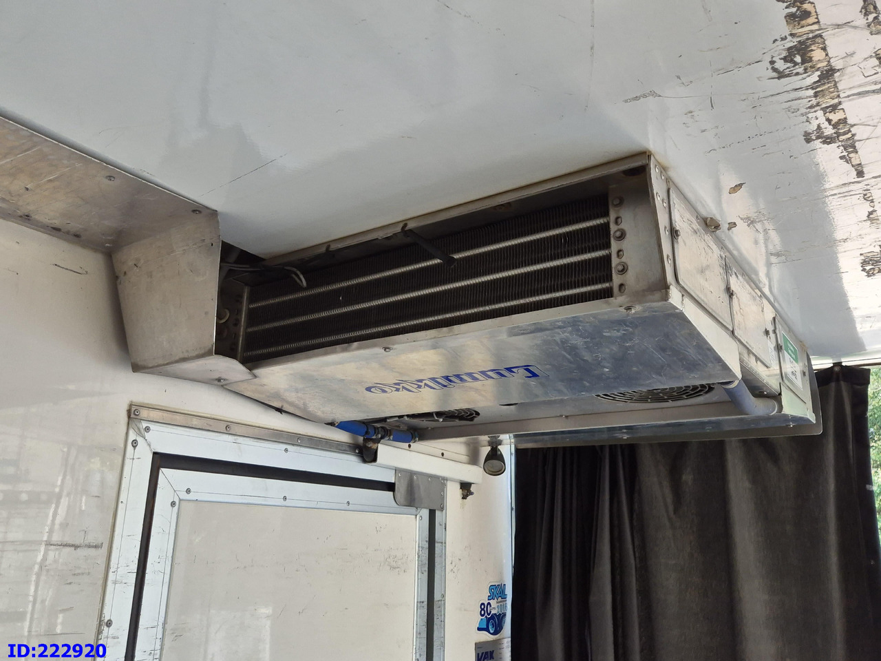 冷藏车 MERCEDES-BENZ Axor 1829 Manual + Tail lift:图10 冷藏车 MERCEDES-BENZ Axor 1829 Manual + Tail lift:图10