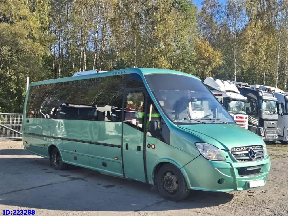 MERCEDES-BENZ Prospector Rosero Sunrider Vario 818 Euro5 - 长途客车:图4 MERCEDES-BENZ Prospector Rosero Sunrider Vario 818 Euro5 - 长途客车:图4
