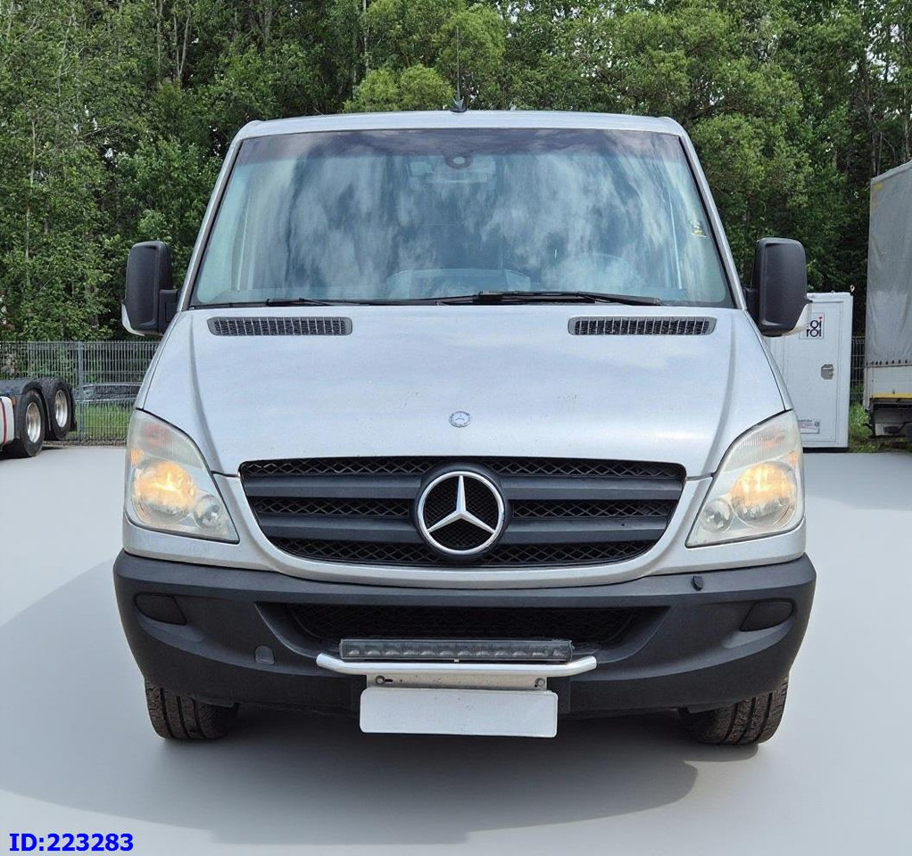 MERCEDES-BENZ Sprinter 313 - Kasten VIP -Euro5 - 小型巴士, 小型客车:图2 MERCEDES-BENZ Sprinter 313 - Kasten VIP -Euro5 - 小型巴士, 小型客车:图2
