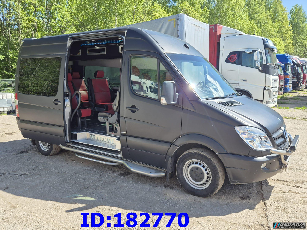 MERCEDES-BENZ Sprinter 319 VIP Euro5 - 长途客车:图1 MERCEDES-BENZ Sprinter 319 VIP Euro5 - 长途客车:图1