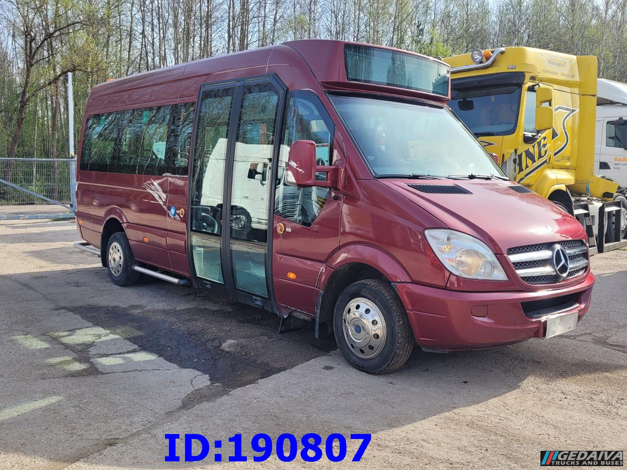 MERCEDES-BENZ Sprinter 516 City35 Euro5 22 Place - 城市巴士:图1 MERCEDES-BENZ Sprinter 516 City35 Euro5 22 Place - 城市巴士:图1