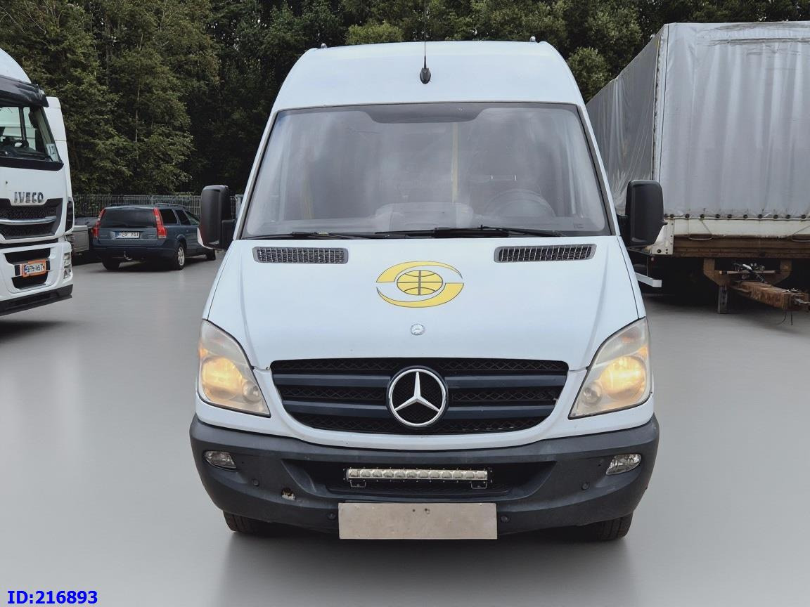 MERCEDES-BENZ Sprinter 516 - Euro5 - 23-seater - 小型巴士, 小型客车:图2 MERCEDES-BENZ Sprinter 516 - Euro5 - 23-seater - 小型巴士, 小型客车:图2