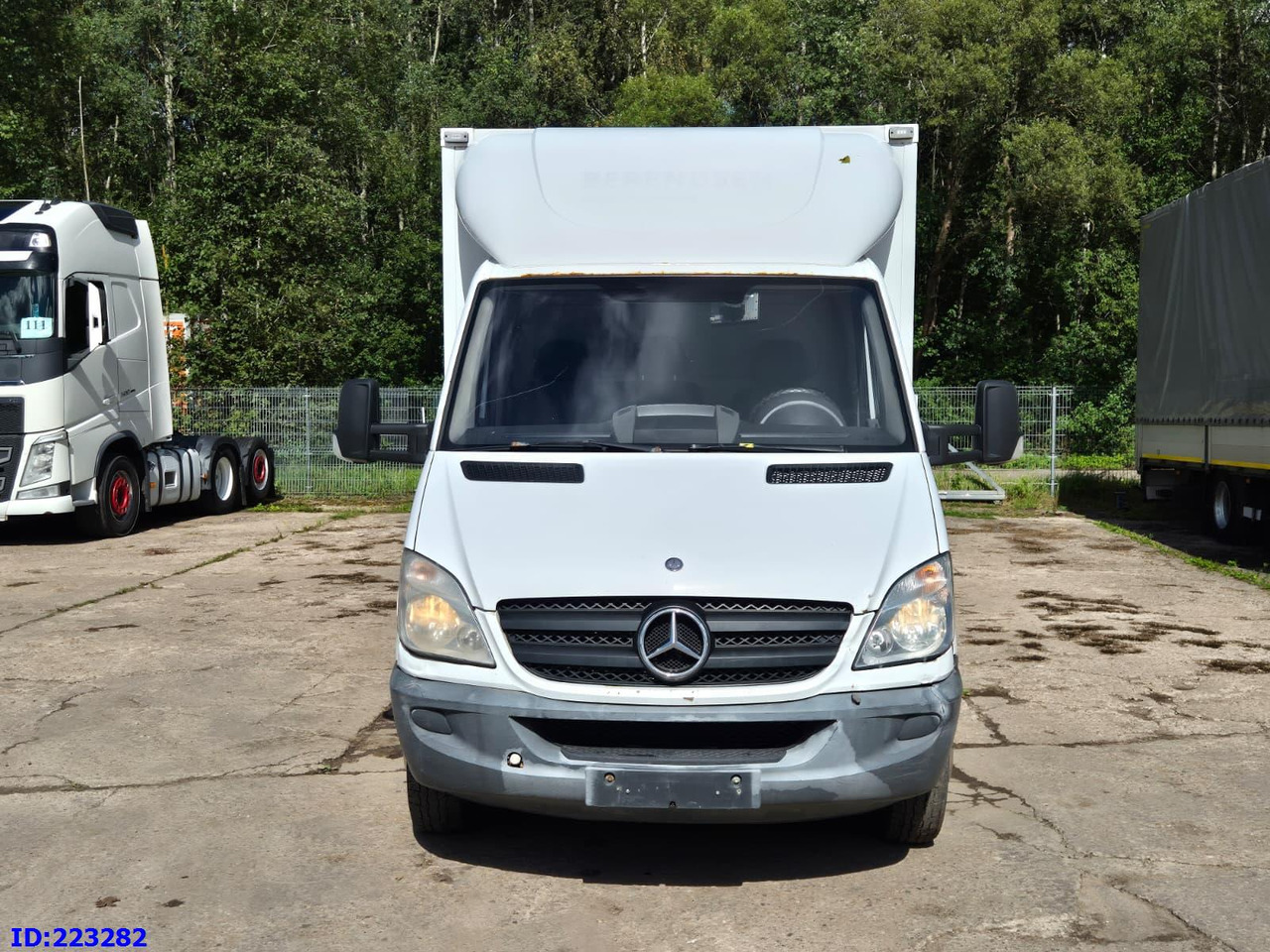 MERCEDES-BENZ Sprinter 516 SUPER - 厢式货车:图2 MERCEDES-BENZ Sprinter 516 SUPER - 厢式货车:图2