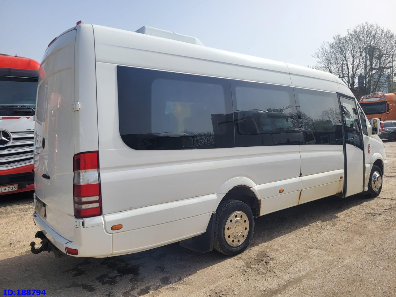 MERCEDES-BENZ Sprinter 518 - Kasten VIP - 20 Seater - 小型巴士, 小型客车:图5 MERCEDES-BENZ Sprinter 518 - Kasten VIP - 20 Seater - 小型巴士, 小型客车:图5