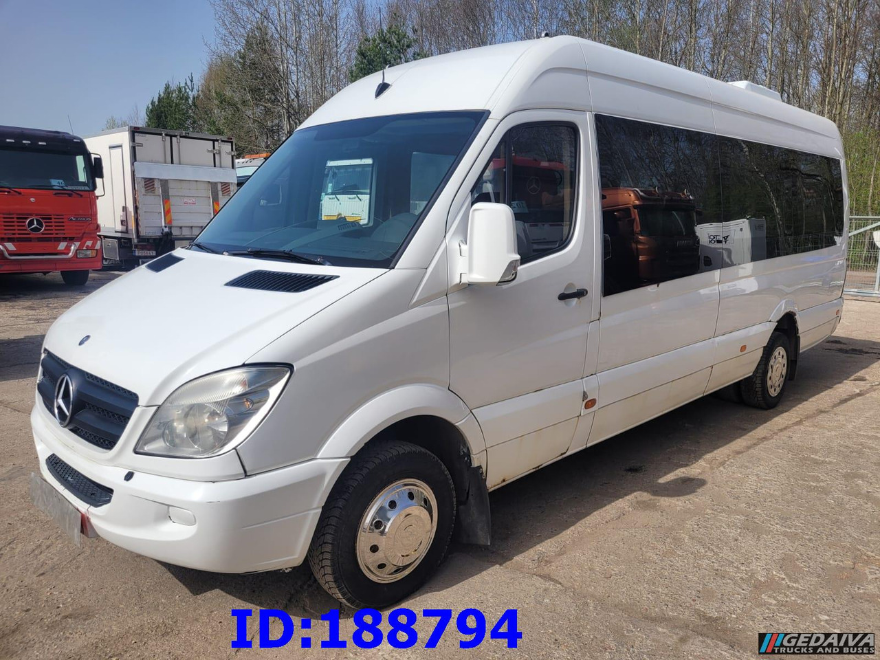 MERCEDES-BENZ Sprinter 518 - Kasten VIP - 20 Seater - 长途客车:图1 MERCEDES-BENZ Sprinter 518 - Kasten VIP - 20 Seater - 长途客车:图1
