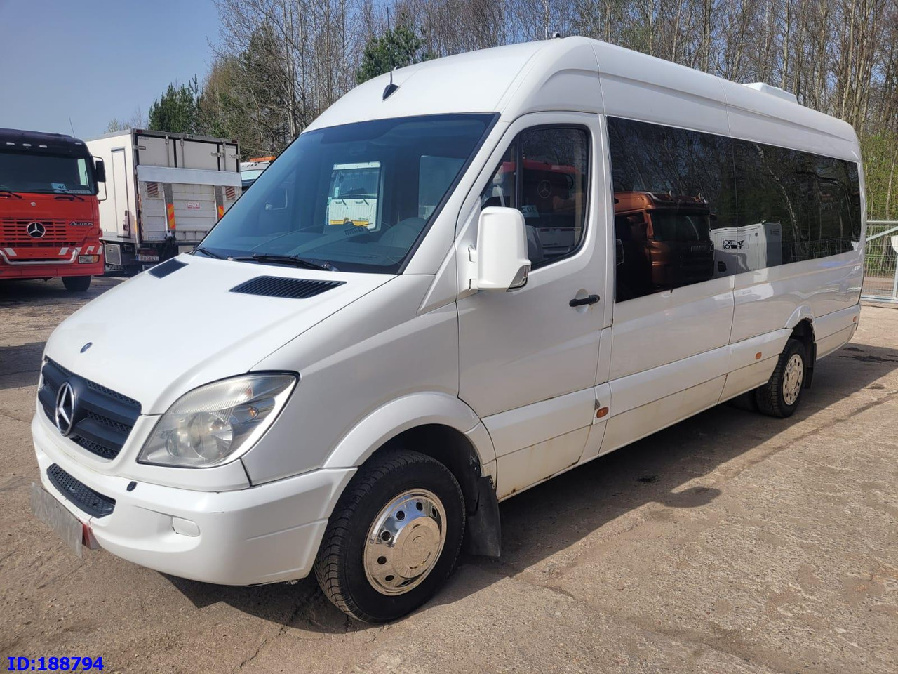 MERCEDES-BENZ Sprinter 518 - Kasten VIP - 20 Seater - 小型巴士, 小型客车:图1 MERCEDES-BENZ Sprinter 518 - Kasten VIP - 20 Seater - 小型巴士, 小型客车:图1