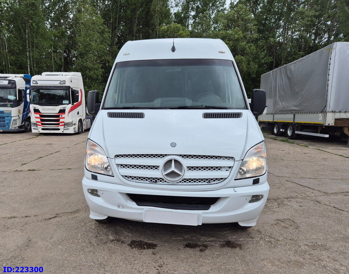 MERCEDES-BENZ Sprinter 518 VIP - 17 Seater - 小型巴士, 小型客车:图2 MERCEDES-BENZ Sprinter 518 VIP - 17 Seater - 小型巴士, 小型客车:图2