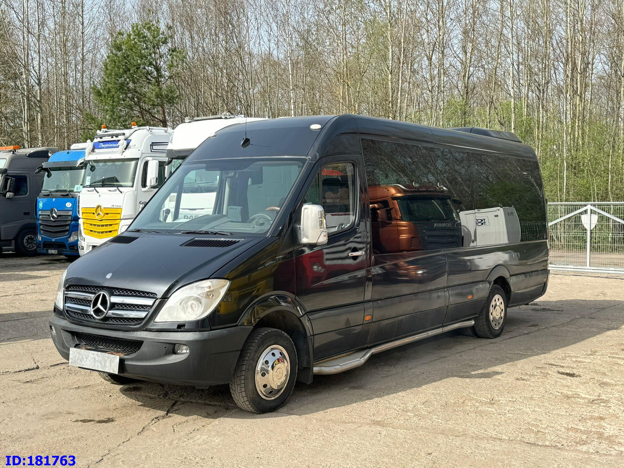 MERCEDES-BENZ Sprinter 518 - VIP - 17 Seater - 长途客车:图1 MERCEDES-BENZ Sprinter 518 - VIP - 17 Seater - 长途客车:图1
