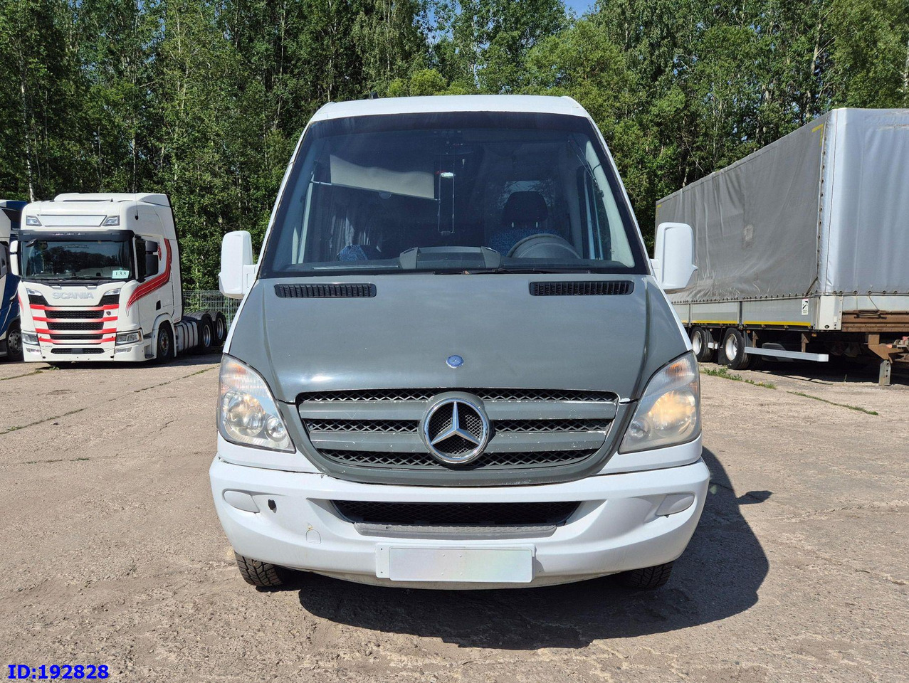 MERCEDES-BENZ Sprinter 519 - 17 place - Euro5 - 长途客车:图2 MERCEDES-BENZ Sprinter 519 - 17 place - Euro5 - 长途客车:图2