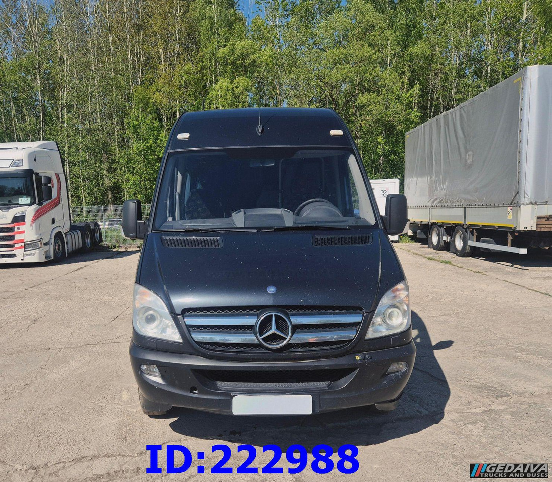 MERCEDES-BENZ Sprinter 519 VIP - 17 Seater - 长途客车:图2 MERCEDES-BENZ Sprinter 519 VIP - 17 Seater - 长途客车:图2
