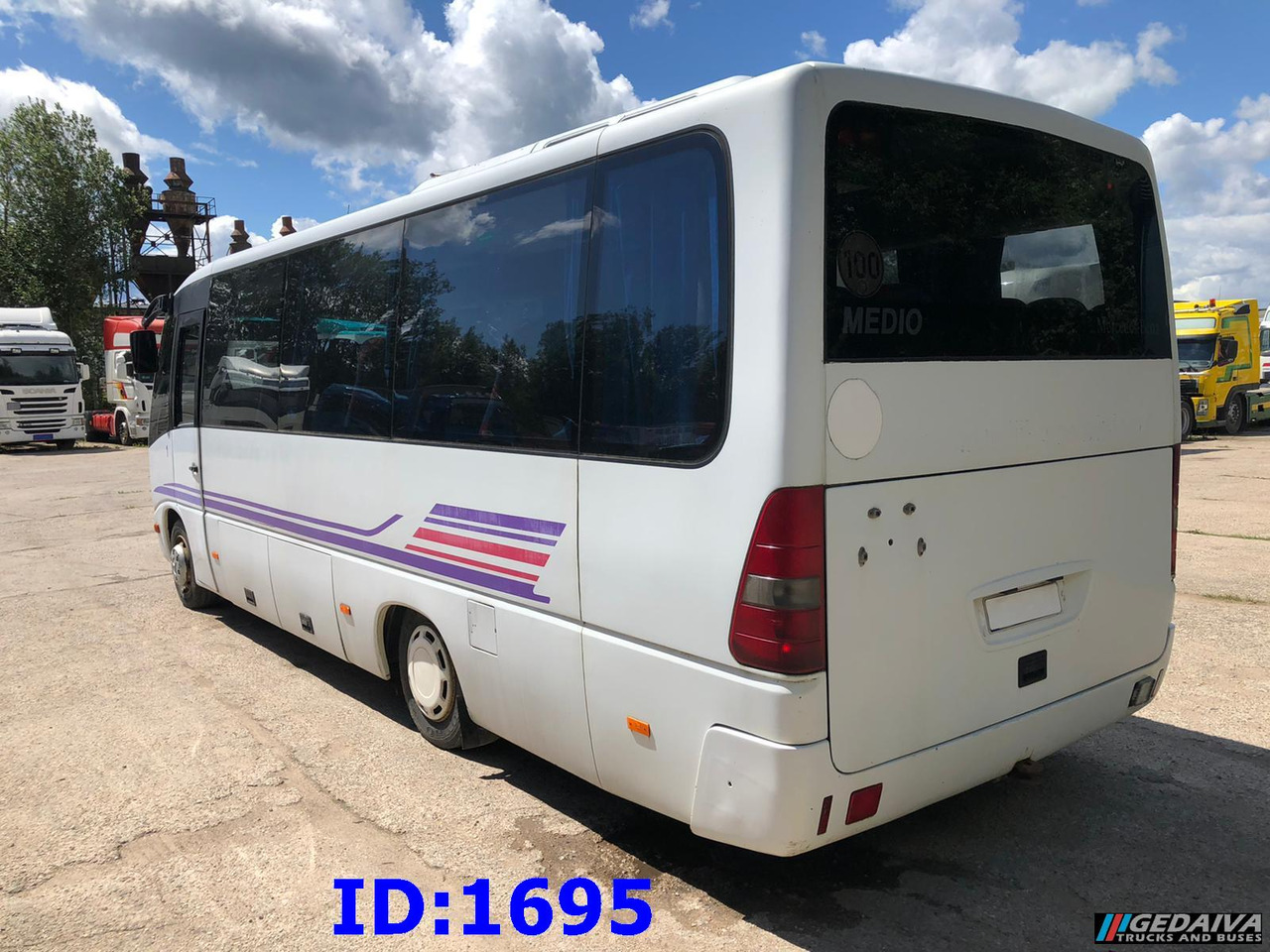 MERCEDES-BENZ Vario Medio 815 30-Seater - 长途客车:图5 MERCEDES-BENZ Vario Medio 815 30-Seater - 长途客车:图5