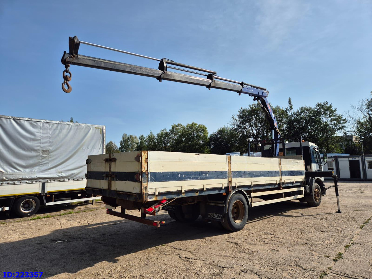 RENAULT Premium 210 4x2 Crane PM - 木材运输车:图4 RENAULT Premium 210 4x2 Crane PM - 木材运输车:图4