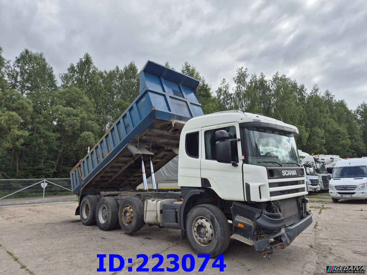 SCANIA 124 8x2 - Manual - Full steel - 翻斗车:图4 SCANIA 124 8x2 - Manual - Full steel - 翻斗车:图4