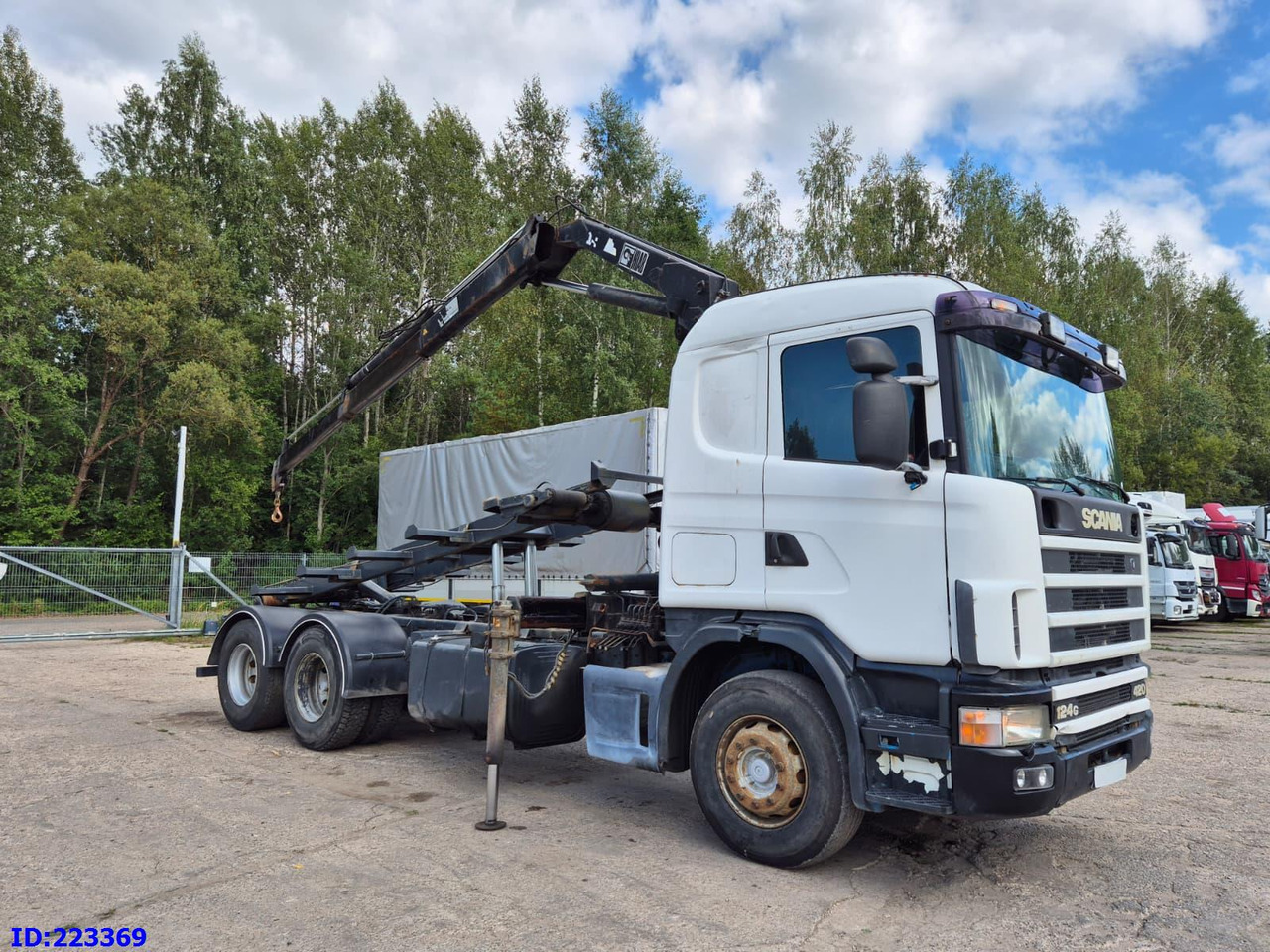 SCANIA R124 420 + Crane HIAB 140AW - 翻斗车:图4 SCANIA R124 420 + Crane HIAB 140AW - 翻斗车:图4