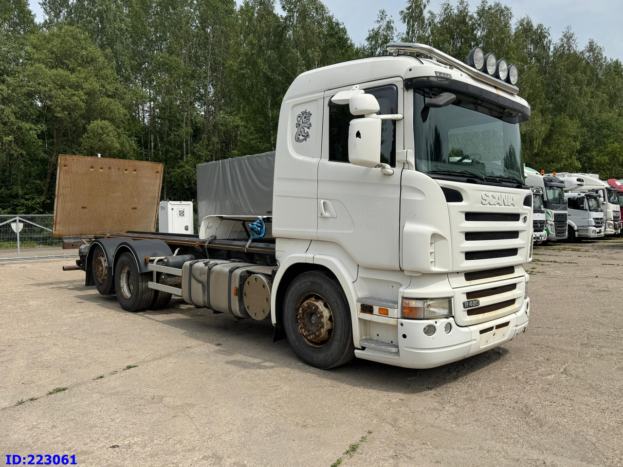 SCANIA R480 6X2 3 Pedals - 驾驶室底盘卡车:图4 SCANIA R480 6X2 3 Pedals - 驾驶室底盘卡车:图4