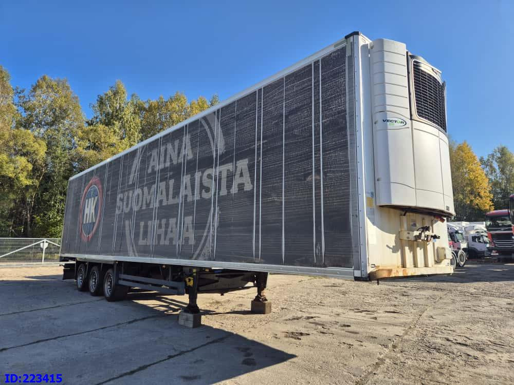 SCHMITZ CARGOBULL NKS*SCB*S3B + Vector 1550 - 冷藏半拖车:图4 SCHMITZ CARGOBULL NKS*SCB*S3B + Vector 1550 - 冷藏半拖车:图4
