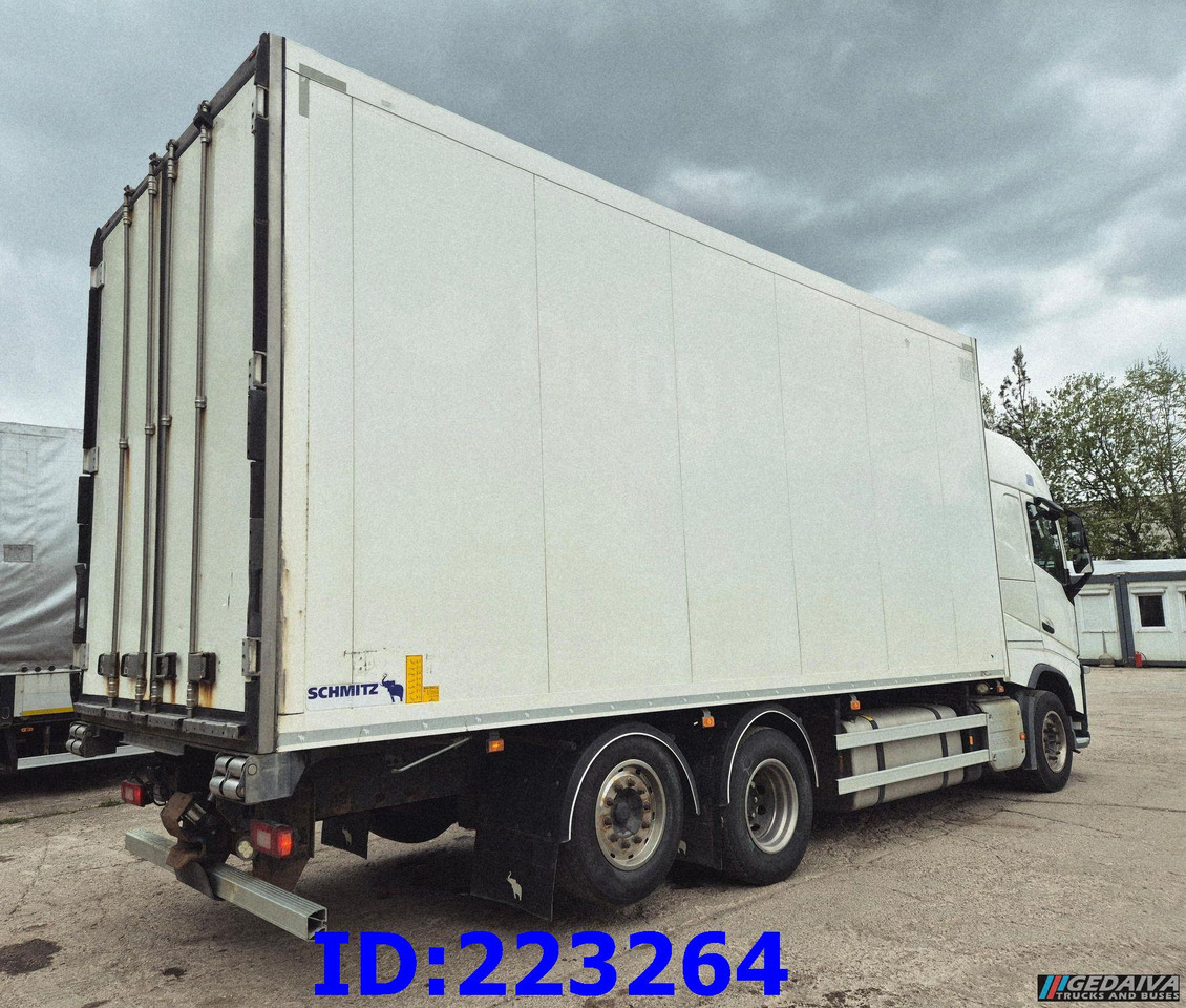 VOLVO FH13 460HP 6x2 Steering axle Euro6 - 冷藏车:图5 VOLVO FH13 460HP 6x2 Steering axle Euro6 - 冷藏车:图5