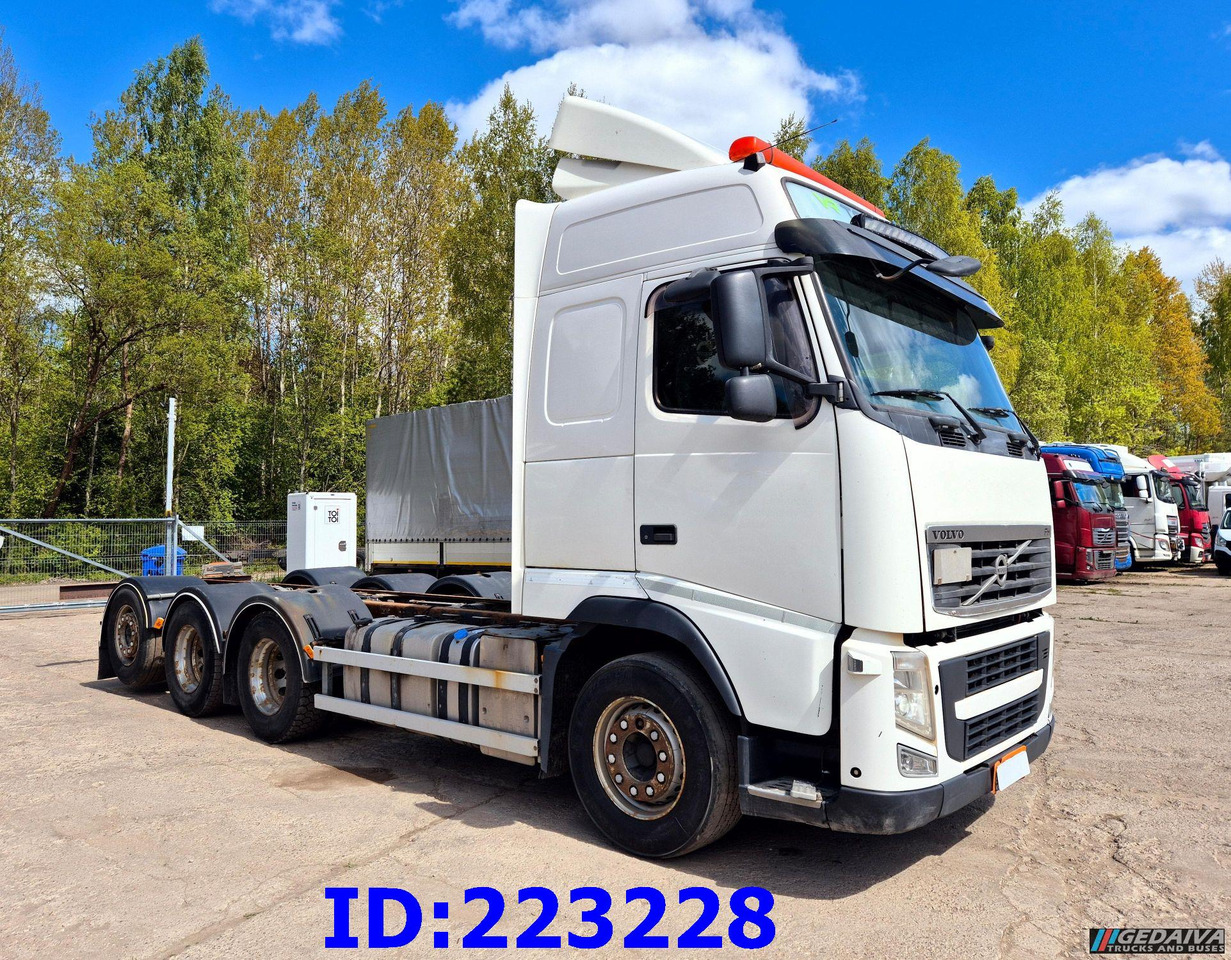 VOLVO FH13 540HP 8X4 Euro5 - 驾驶室底盘卡车:图4 VOLVO FH13 540HP 8X4 Euro5 - 驾驶室底盘卡车:图4