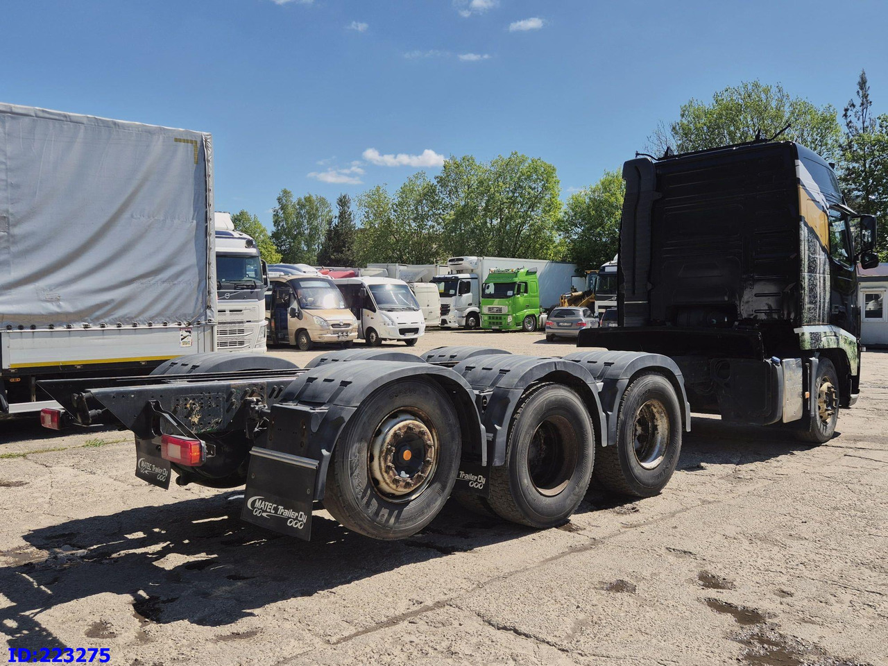 VOLVO FH13 540HP 8X4 (Steering axle) RETARDER - 驾驶室底盘卡车:图5 VOLVO FH13 540HP 8X4 (Steering axle) RETARDER - 驾驶室底盘卡车:图5