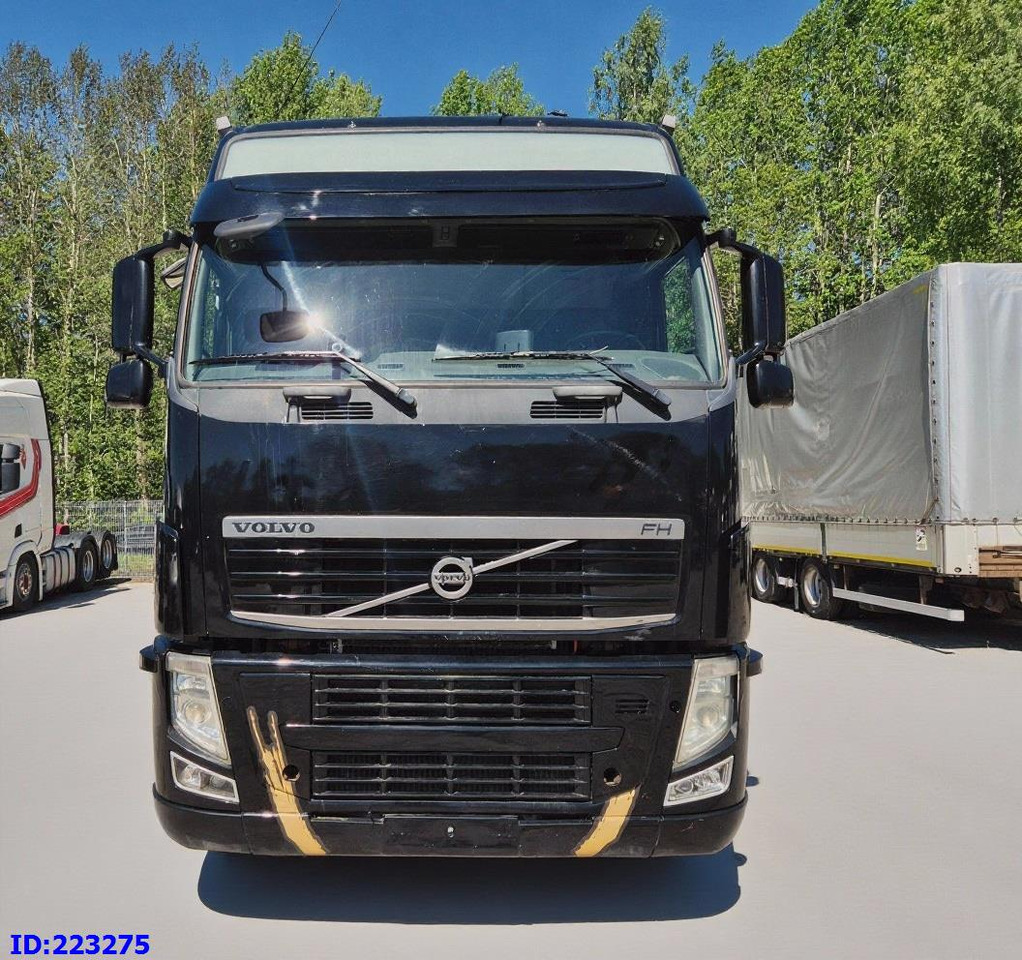 VOLVO FH13 540HP 8X4 (Steering axle) RETARDER - 驾驶室底盘卡车:图2 VOLVO FH13 540HP 8X4 (Steering axle) RETARDER - 驾驶室底盘卡车:图2