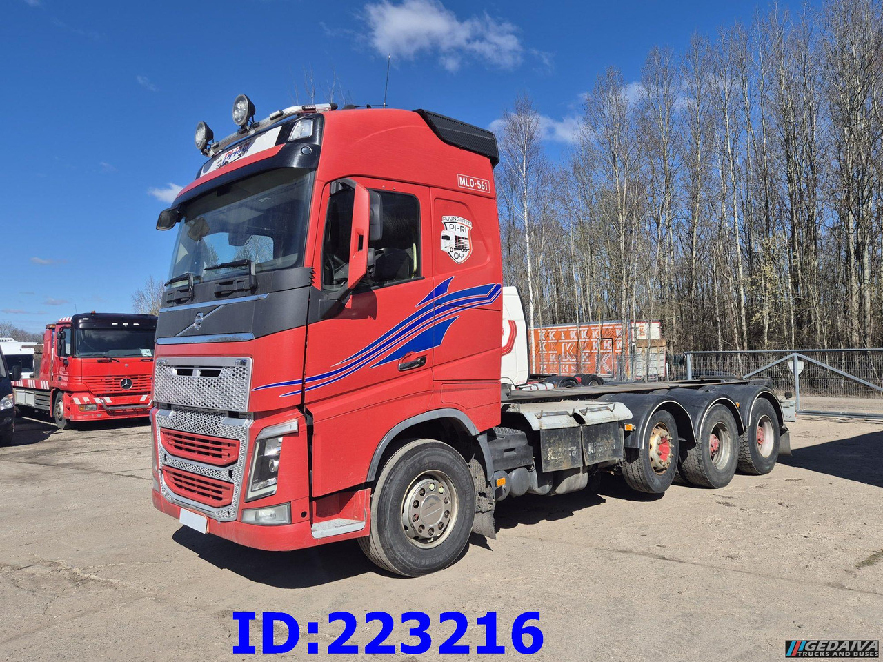 VOLVO FH16 700HP 8X4 Big axle - 驾驶室底盘卡车:图1 VOLVO FH16 700HP 8X4 Big axle - 驾驶室底盘卡车:图1