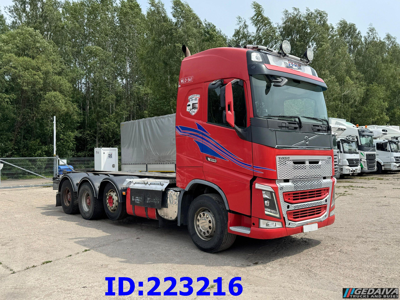 VOLVO FH16 700HP 8X4 Big axle - 驾驶室底盘卡车:图4 VOLVO FH16 700HP 8X4 Big axle - 驾驶室底盘卡车:图4