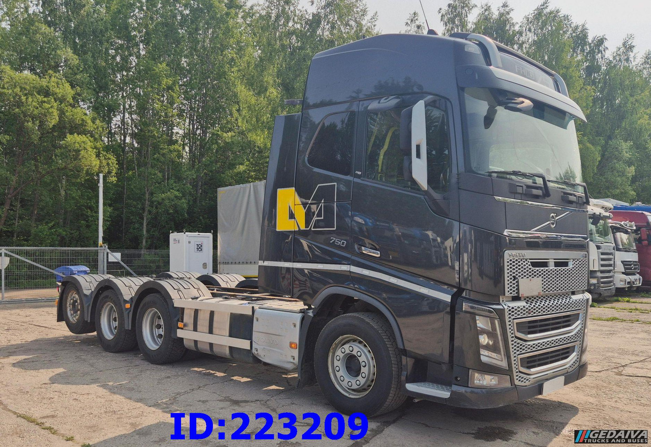 VOLVO FH16 750HP 8x4 Steering axle - 驾驶室底盘卡车:图1 VOLVO FH16 750HP 8x4 Steering axle - 驾驶室底盘卡车:图1