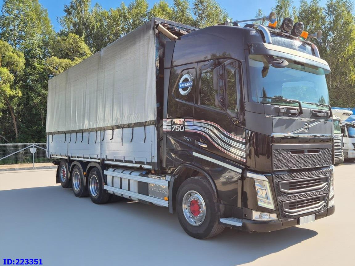 VOLVO FH16 750HP - 8x4-Steering axle - 侧帘卡车:图2 VOLVO FH16 750HP - 8x4-Steering axle - 侧帘卡车:图2