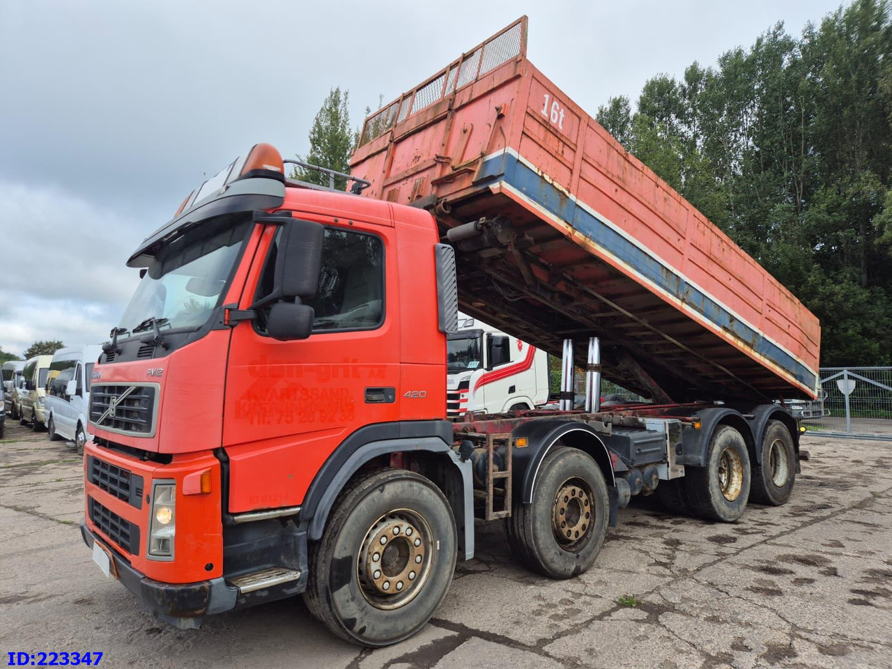 VOLVO FM12 420HP 8X4 Manual - 翻斗车:图1 VOLVO FM12 420HP 8X4 Manual - 翻斗车:图1